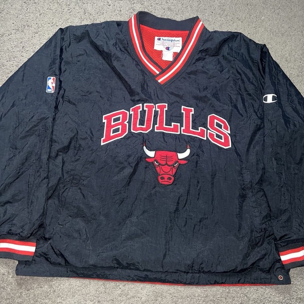 Vintage 1990's Reversible Champion Chicago Bulls Pullover Windbreaker Jacket L